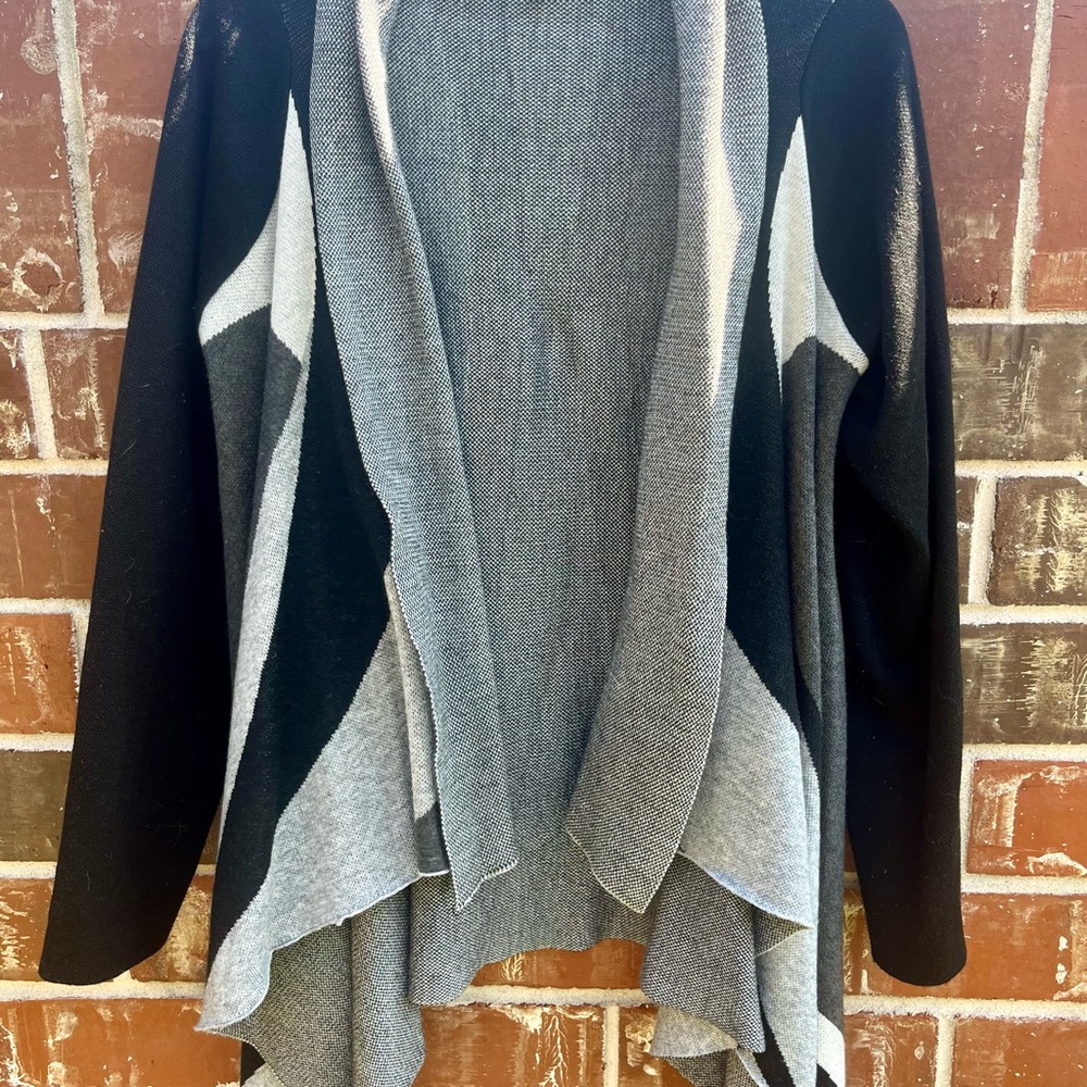 Women's Black and Gray Open Front Sweater